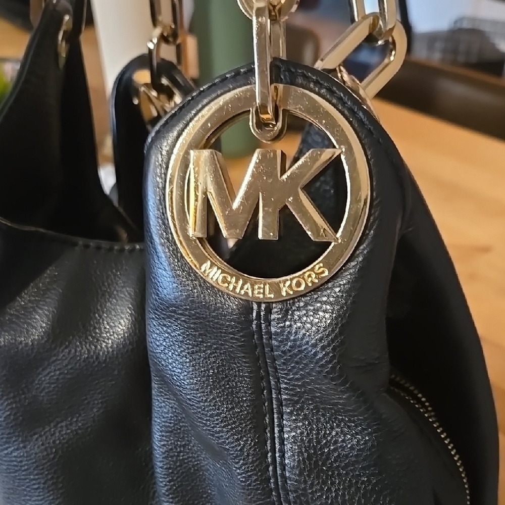 Michael Kors Fulton Large Shoulder Bag, Black - Picture 2 of 4